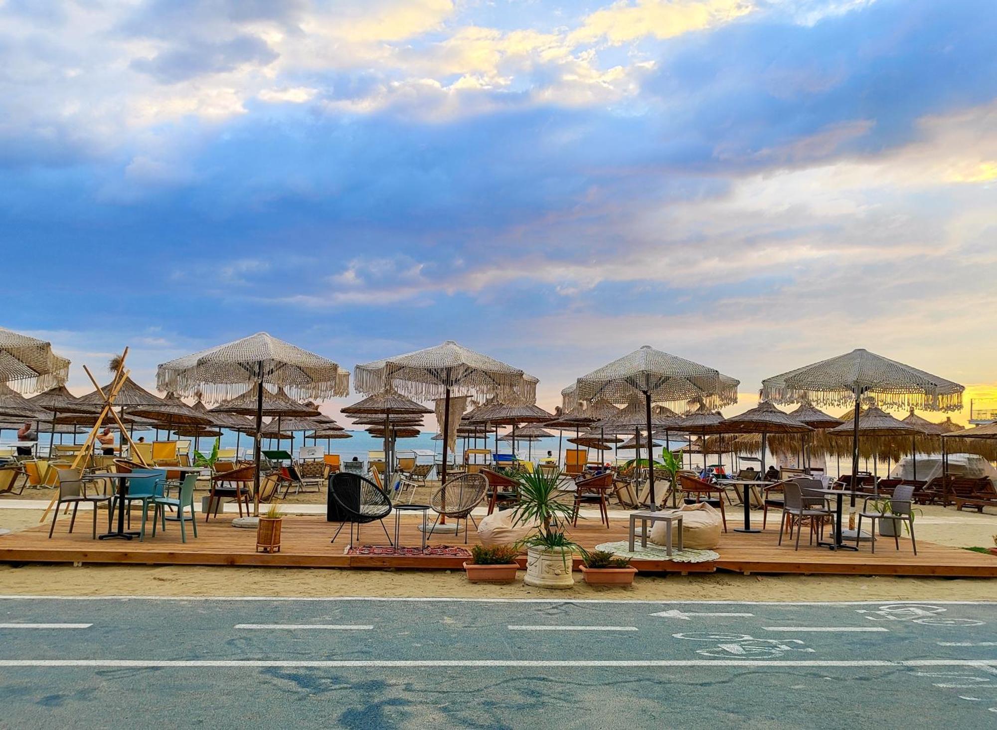 Sandy Blue Sea Durres Exterior photo